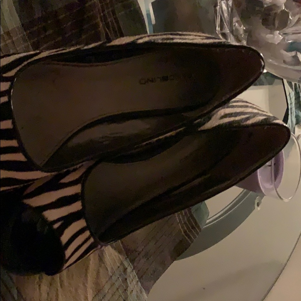 Ladies peep toes shows